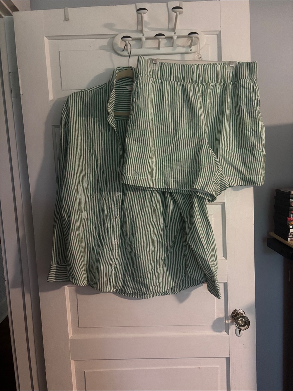 Crown & Ivy Striped Linen Blend Set